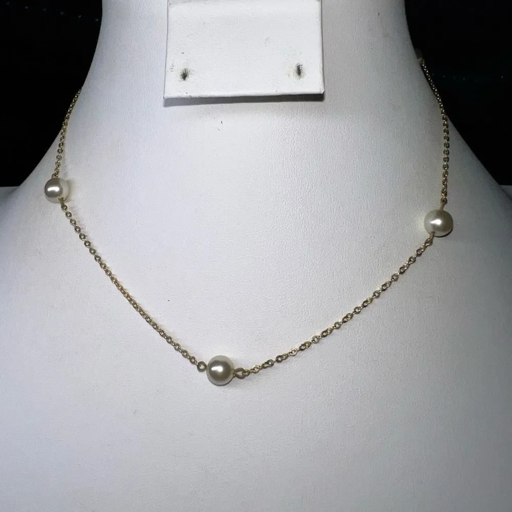 Gold Tone Faux Pearl Choker Necklace